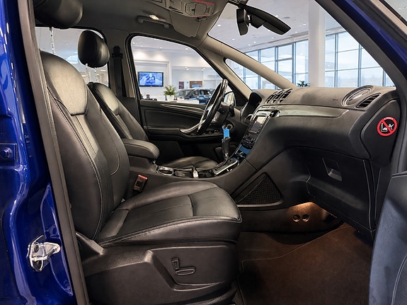 Ford S-MAX 7 of 20