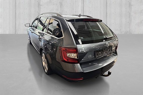 Skoda Octavia 4 of 5