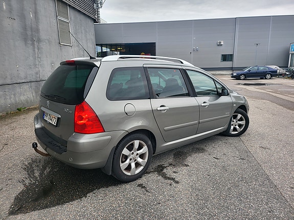 Peugeot 307 SW 7 of 30