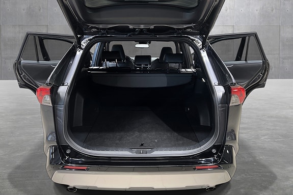 Toyota RAV4 17 of 19