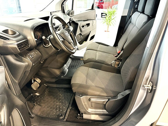 Opel Combo-e 12 of 27