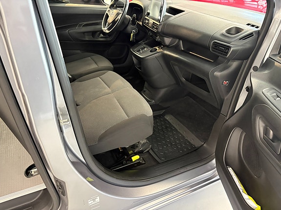 Opel Combo-e 25 of 27