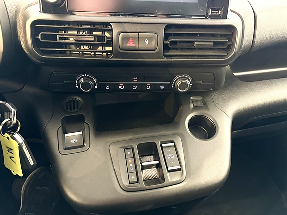 Opel Combo-e 22 of 27