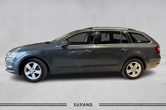 Skoda Octavia 2 of 5
