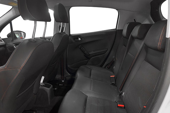 Peugeot 208 13 of 14