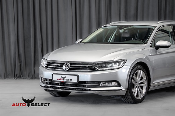 Volkswagen Passat 7 of 30