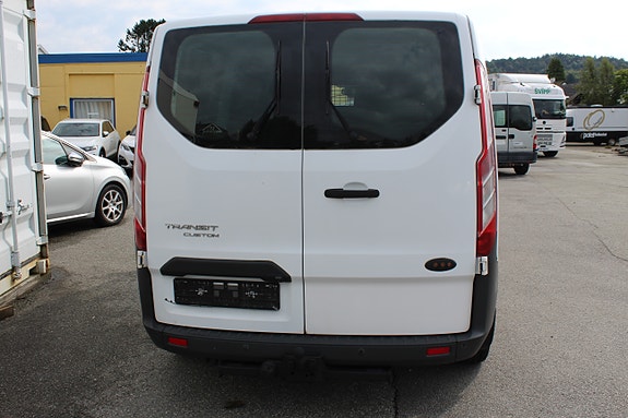 Ford Transit Custom 310L 8 of 22