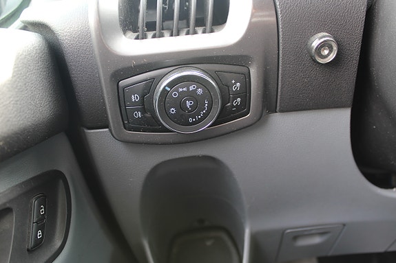 Ford Transit Custom 310L 21 of 22