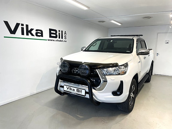 Toyota HiLux 3 of 27
