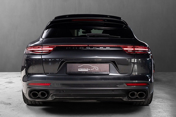 Porsche Panamera 7 of 29