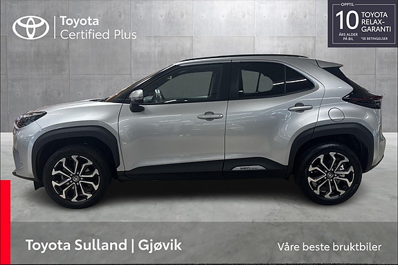 Toyota Yaris Cross 2 of 20