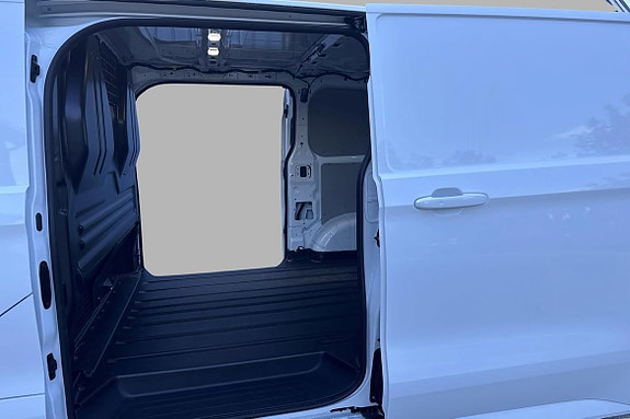 Ford Transit Custom 17 of 25