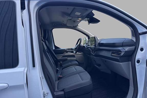Ford Transit Custom 15 of 25