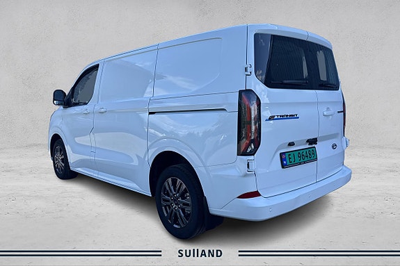 Ford Transit Custom 7 of 25