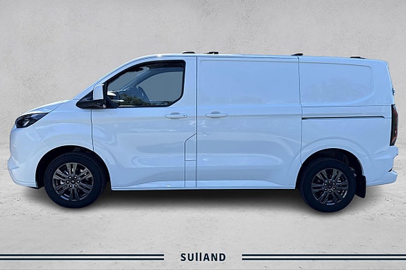 Ford Transit Custom 8 of 25