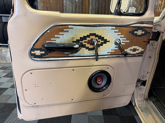 Ford F-100 22 of 30