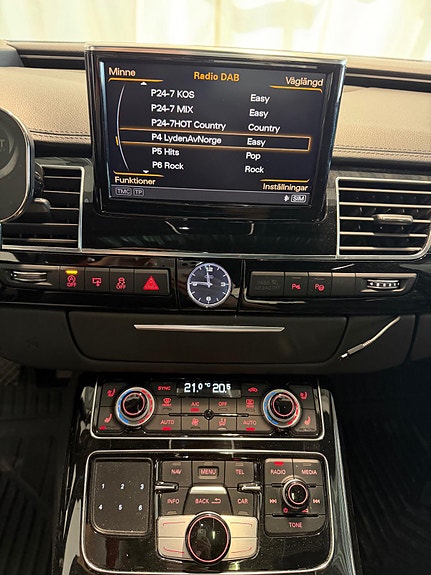 Audi A8 16 of 24