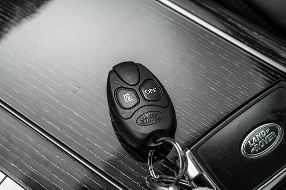 Land Rover Range Rover 12 of 30