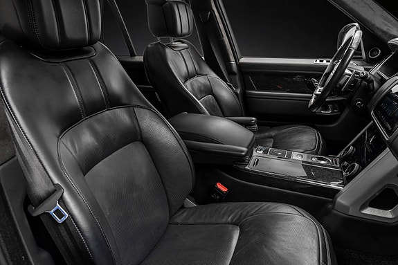 Land Rover Range Rover 15 of 30