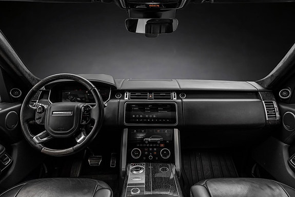 Land Rover Range Rover 19 of 30