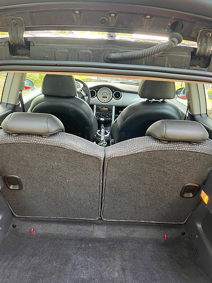 MINI Cooper 14 of 16
