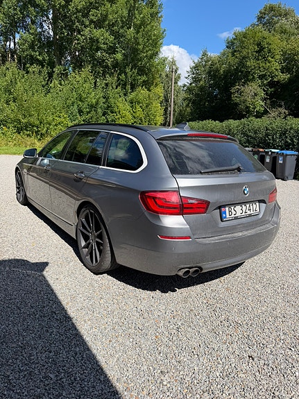 BMW 520d 4 of 11