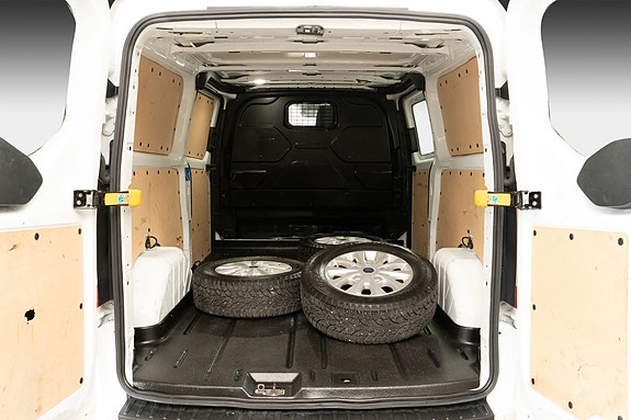 Ford Transit Custom 25 of 26