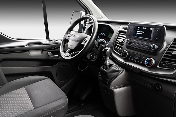 Ford Transit Custom 24 of 26