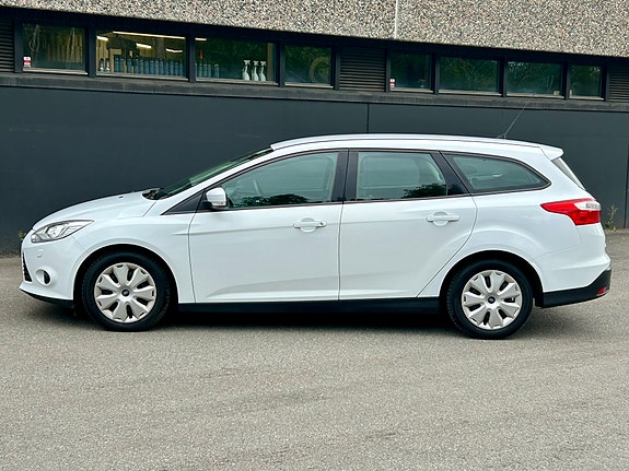 Ford Focus 8 of 30
