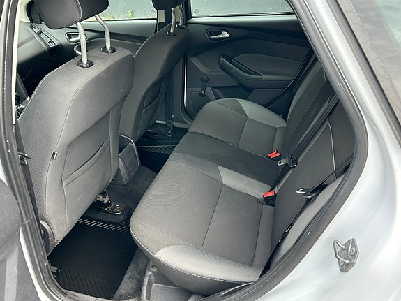 Ford Focus 29 of 30
