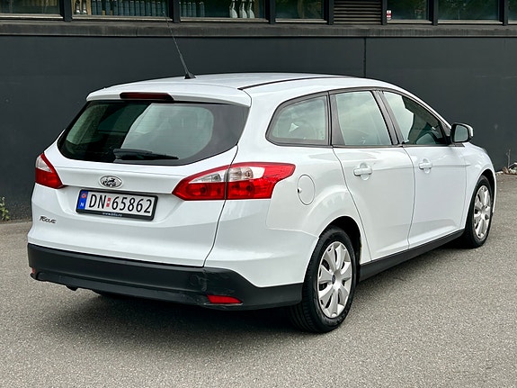 Ford Focus 25 of 30