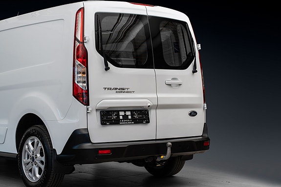 Ford Transit Connect 3 of 5