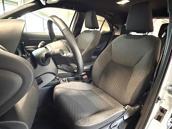 Toyota Yaris Cross 11 of 16
