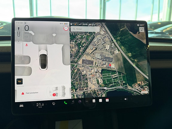 Tesla Model 3 12 of 23