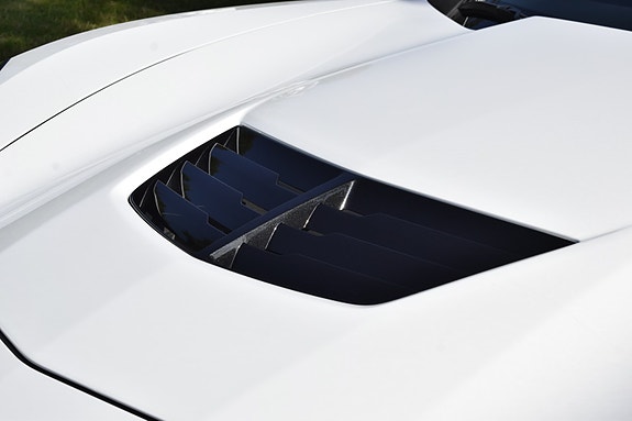 Chevrolet Corvette 11 of 30
