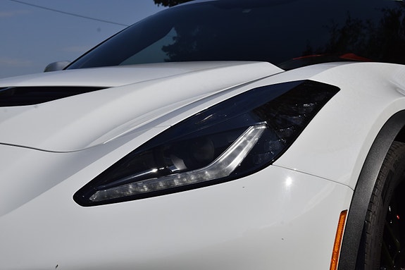 Chevrolet Corvette 8 of 30