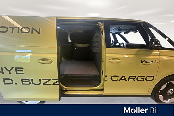 Volkswagen ID. Buzz 11 of 19
