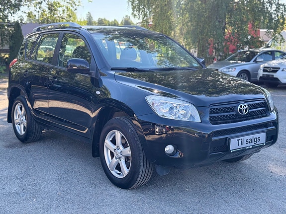 Toyota RAV4 6 of 30