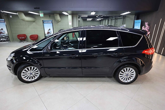 Ford S-MAX 14 of 30