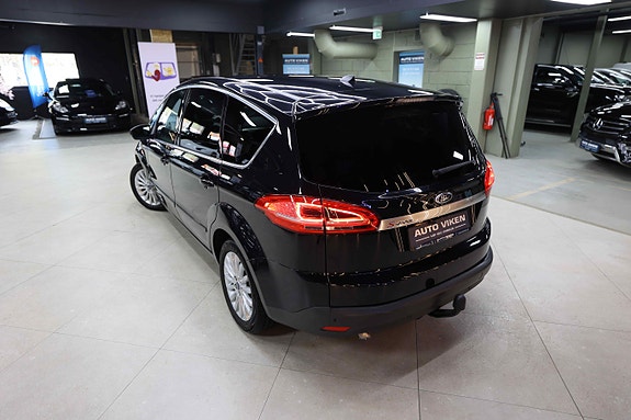 Ford S-MAX 15 of 30