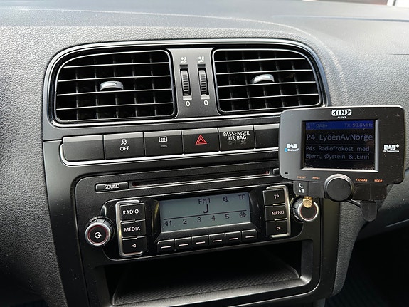 Volkswagen Polo 19 of 22