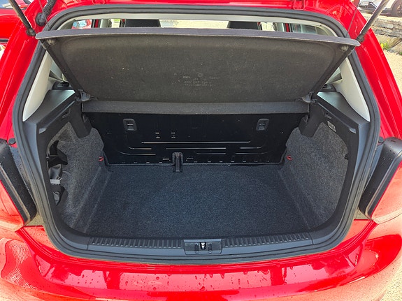 Volkswagen Polo 8 of 22