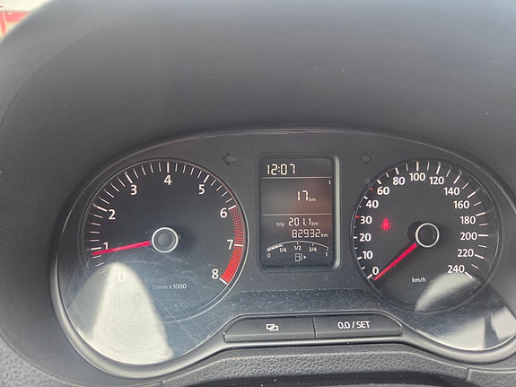 Volkswagen Polo 5 of 22