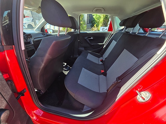 Volkswagen Polo 17 of 22