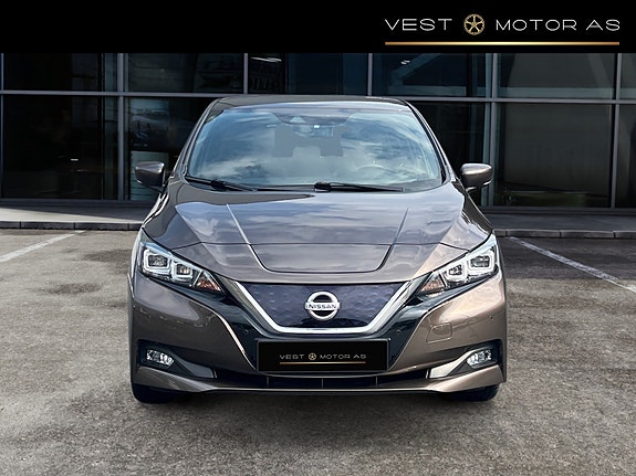 Nissan Leaf 2 of 5