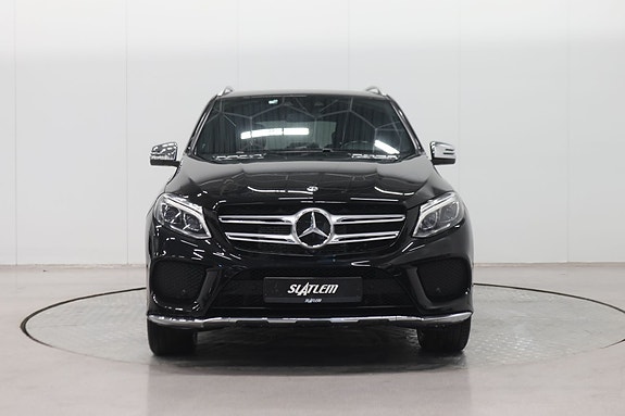 Mercedes-Benz GLE500 e 7 of 26