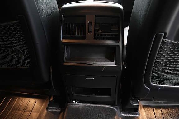 Mercedes-Benz GLE500 e 26 of 26