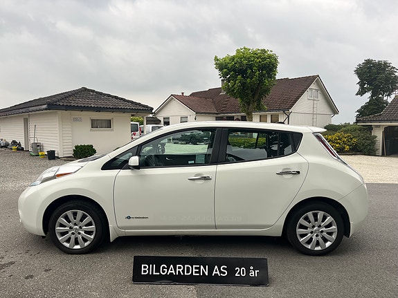 Nissan Leaf 8 of 11