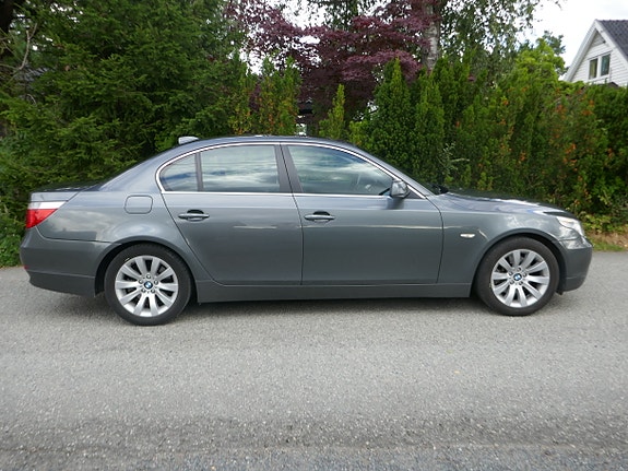 BMW 520i 5 of 17