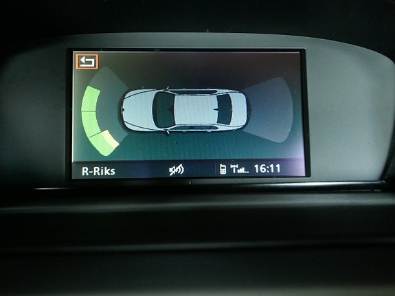 BMW 520i 14 of 17